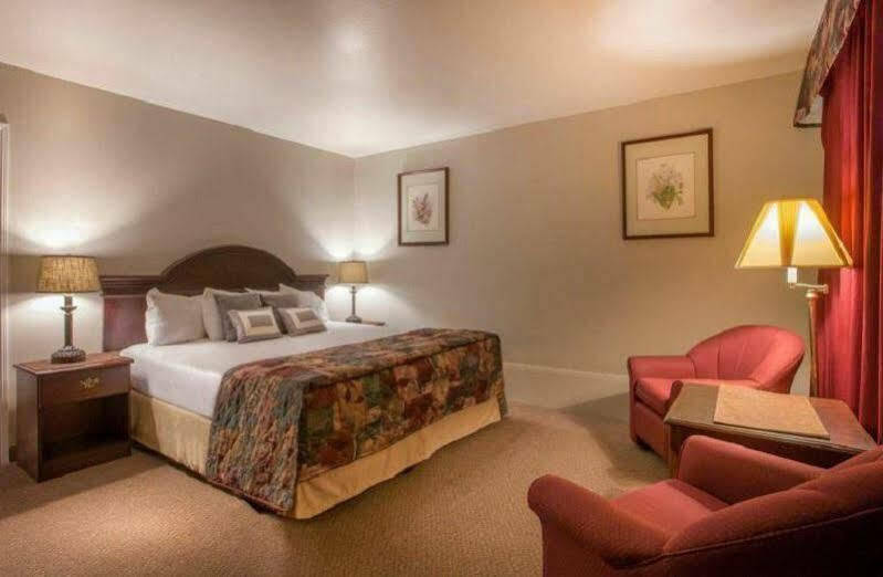 Hearthstone Inn - Port Hastings Buitenkant foto